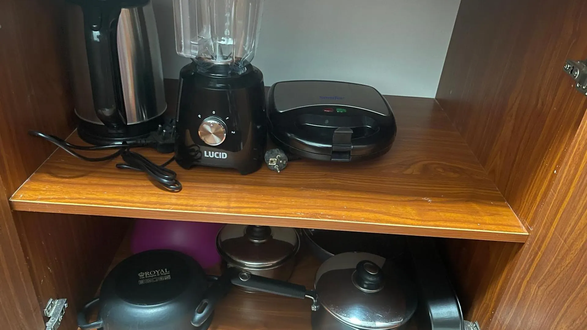 Cosy Roadside Apartment With Fiber Internet Καμπάλα